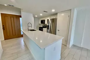 1259 Blalock Rd, Houston, TX 77055 - Photo 1