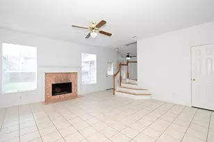 9338 Corner Oaks Ln, Houston, TX 77036 - Photo 18