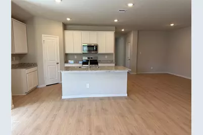 1005 Legrand Street, Brenham, TX 77833 - Photo 2