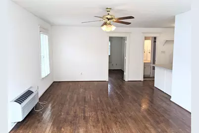 1807 Oxford Street #1/2, Houston, TX 77008 - Photo 2