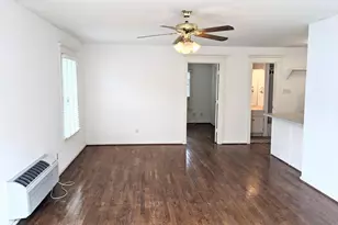 1807 Oxford St, Houston, TX 77008 - Photo 2