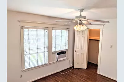 1807 Oxford Street #1/2, Houston, TX 77008 - Photo 8