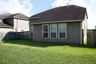 115 Saw Mill Ridge, Rosharon, TX 77583 - Photo 4