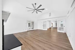 4619 Breckenridge Dr, Houston, TX 77066 - Photo 14
