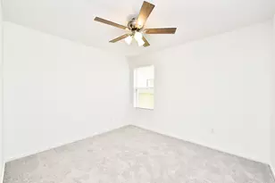 10218 Prairie Dunes Ln, Cleveland, TX 77327 - Photo 22
