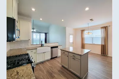 6511 Canyon Mist Lane, Dickinson, TX 77539 - Photo 12