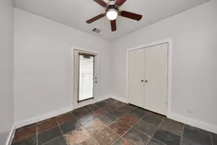 2911 Chartres St, Houston, TX 77004 - Photo 8