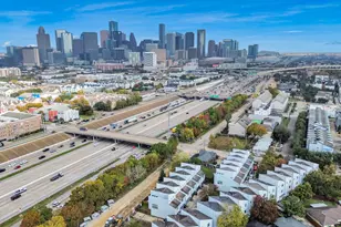 2911 Chartres St, Houston, TX 77004 - Photo 2