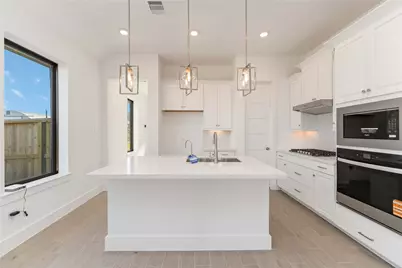 6623 Canary Knoll Court, Richmond, TX 77469 - Photo 4