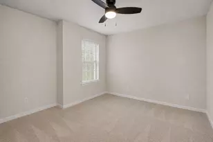 6527 Wilshire Fern, Houston, TX 77040 - Photo 18