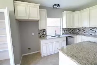 15618 Claremont Court, Sugar Land, TX 77498 - Photo 8