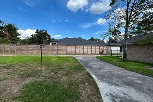 2418 Prentice Rd, Conroe, TX 77384 - Photo 12