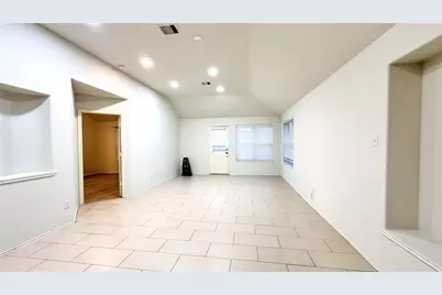 6818 Hampden Point Court, Houston, TX 77040 - Photo 8