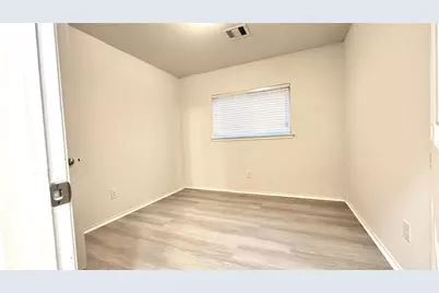 6818 Hampden Point Court, Houston, TX 77040 - Photo 14