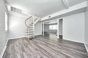 2711 Briarhurst Dr, Houston, TX 77057 - Photo 24