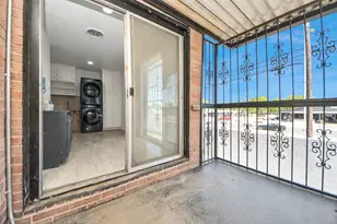 2711 Briarhurst Dr, Houston, TX 77057 - Photo 36