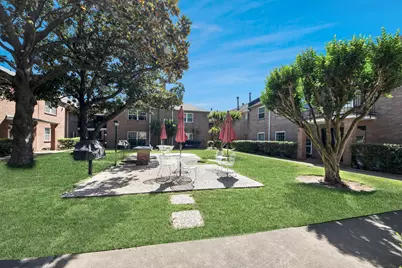 2711 Briarhurst Drive #18, Houston, TX 77057 - Photo 38