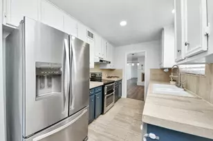 2711 Briarhurst Dr, Houston, TX 77057 - Photo 4