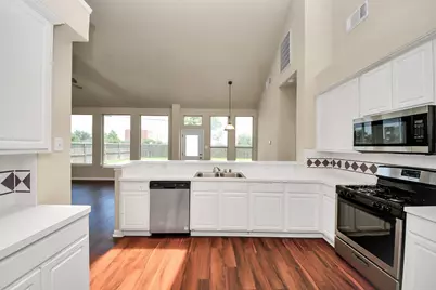 530 Majestic Ridge Drive, Houston, TX 77049 - Photo 6