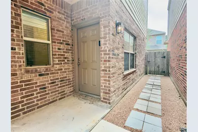 17035 Amarose Drive, Houston, TX 77090 - Photo 2
