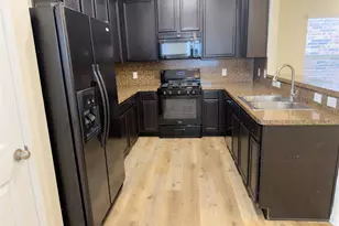 17035 Amarose Dr, Houston, TX 77090 - Photo 8