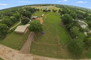 110 N Ave D, Wortham, TX 76693 - Photo 32