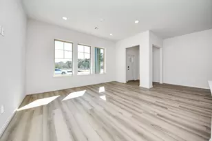 407 Legacy Point, Sealy, TX 77474 - Photo 6