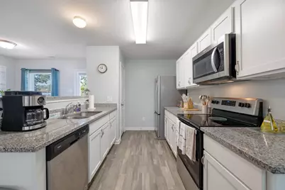 196 Goldenrod, Livingston, TX 77351 - Photo 6