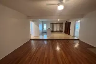 7931 Scanlock St, Houston, TX 77012 - Photo 2