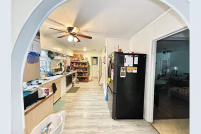 7931 Scanlock Street, Houston, TX 77012 - Photo 10