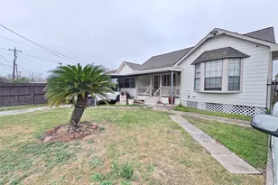 7931 Scanlock St, Houston, TX 77012 - Photo 2
