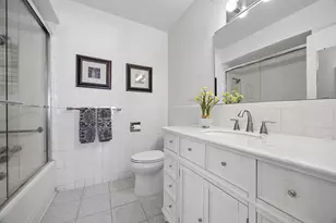 2600 Bellefontaine St, Houston, TX 77025 - Photo 10