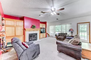 9881 Fosters Bend, Cleveland, TX 77328 - Photo 6