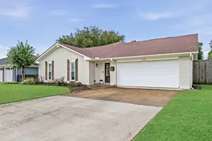 1199 Arthur St, Bridge City, TX 77611 - Photo 2