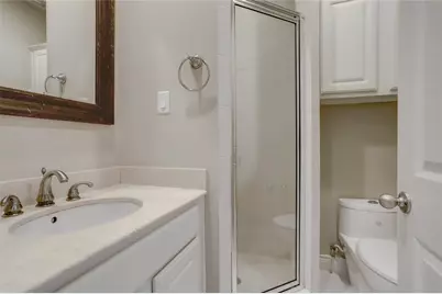 9133 Creekstone Lake Drive, Houston, TX 77054 - Photo 22