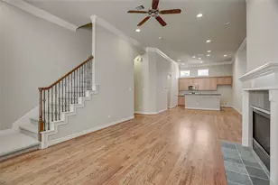 9133 Creekstone Lake Dr, Houston, TX 77054 - Photo 8