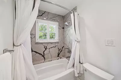 1917 Anchor Way, Dickinson, TX 77539 - Photo 36