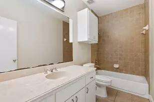 3576 Link Valley Dr., Houston, TX 77025 - Photo 6