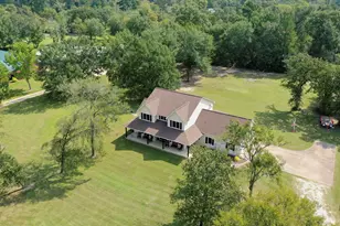 26 Woodland Hills Dr, Huntsville, TX 77320 - Photo 48