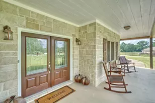 26 Woodland Hills Dr, Huntsville, TX 77320 - Photo 10