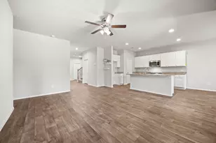 14161 Redwood Forest Trail, Conroe, TX 77384 - Photo 6