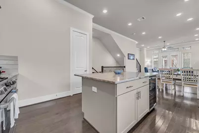 5849 E Post Oak Lane, Houston, TX 77055 - Photo 16