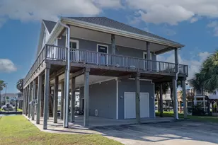 21815 Matagorda Dr, Galveston, TX 77554 - Photo 4