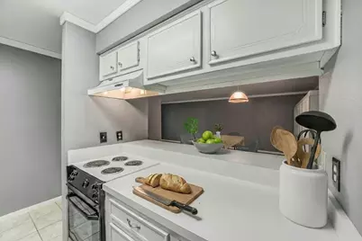 3131 Cummins Street #31, Houston, TX 77027 - Photo 10