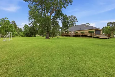 330 W Pineshadows Drive, Sour Lake, TX 77659 - Photo 44