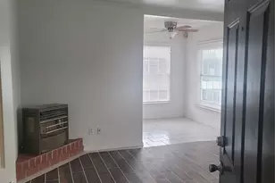 1914 Binz St, Houston, TX 77004 - Photo 4