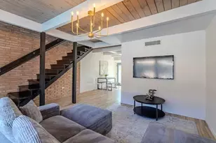 3809 N Braeswood Blvd, Houston, TX 77025 - Photo 2