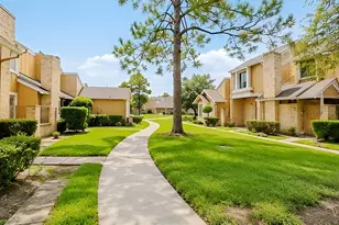 6167 Dryad Dr, Houston, TX 77035 - Photo 2