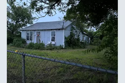 221 S Central Avenue, Petrolia, TX 76377 - Photo 16