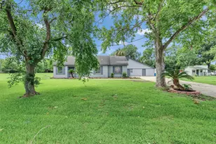 2000 Bob Smith Rd, Baytown, TX 77521 - Photo 30